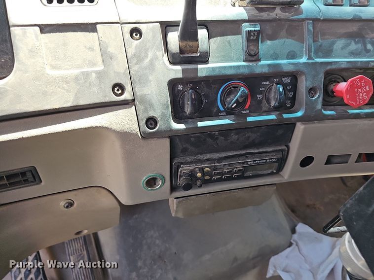 image for item DN8585 2003 Sterling LT7500  dump truck