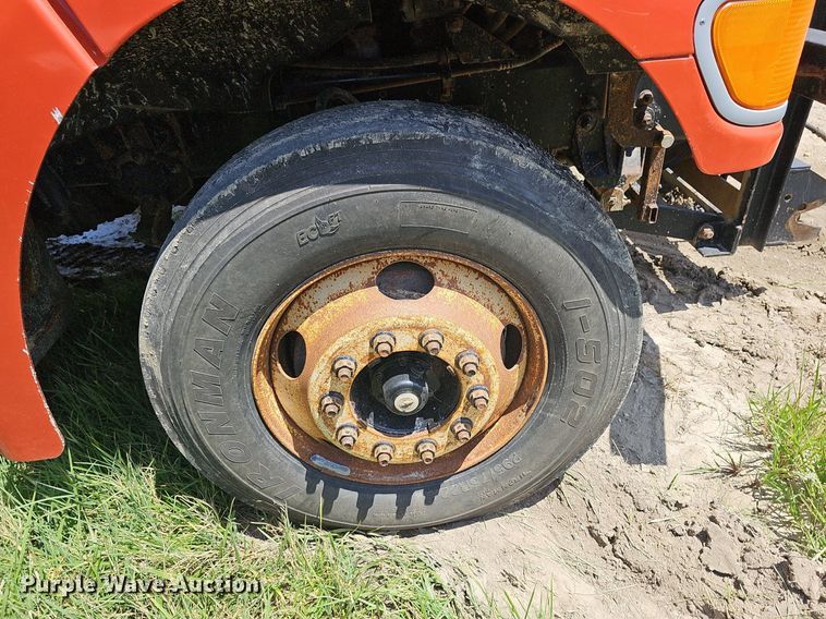 image for item DN8585 2003 Sterling LT7500  dump truck