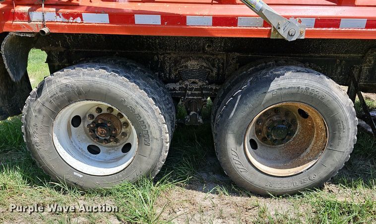 image for item DN8585 2003 Sterling LT7500  dump truck