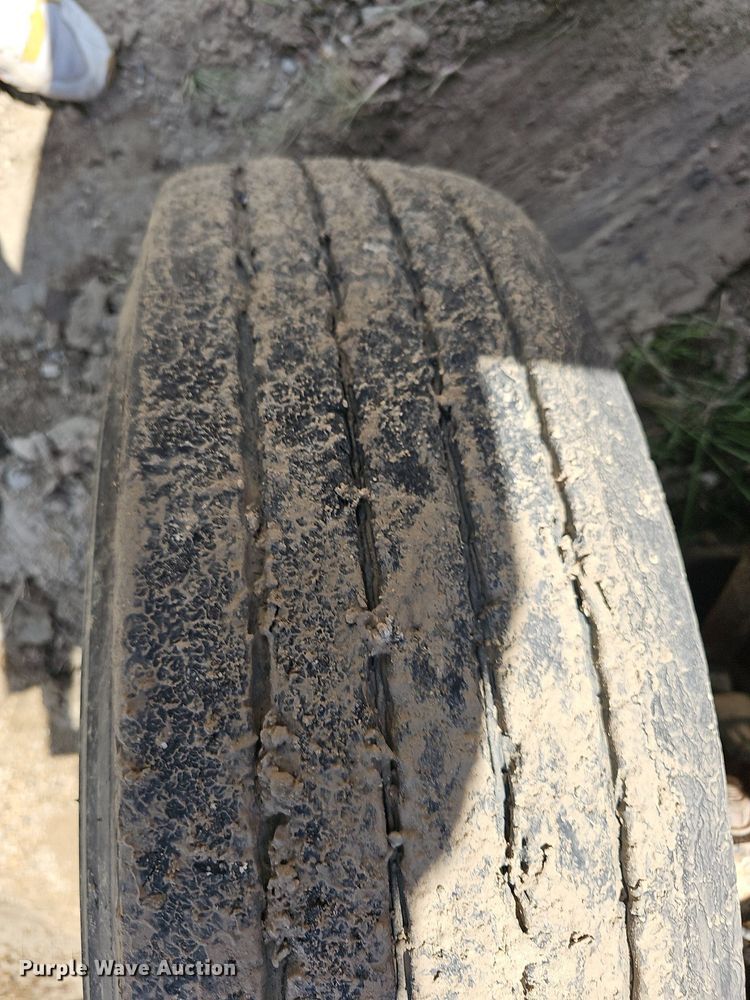 image for item DN8585 2003 Sterling LT7500  dump truck