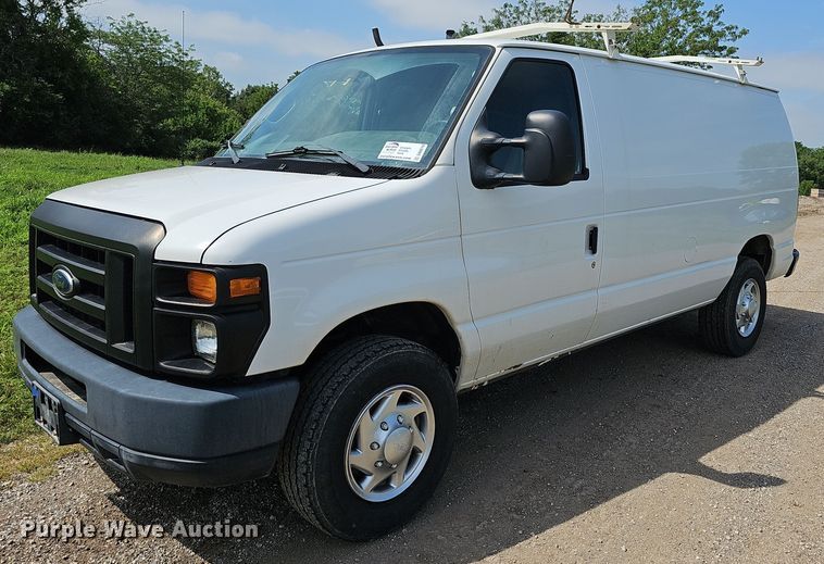 image for item DN8610 2012 Ford E350 Super Duty  van