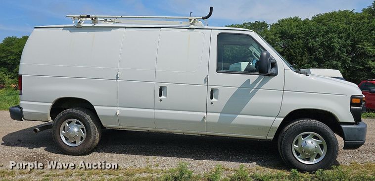 image for item DN8610 2012 Ford E350 Super Duty  van