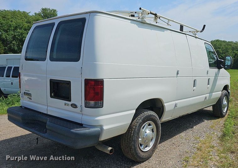 image for item DN8610 2012 Ford E350 Super Duty  van