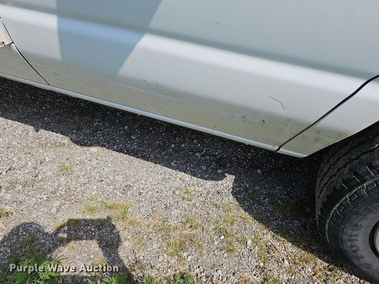 image for item DN8610 2012 Ford E350 Super Duty  van