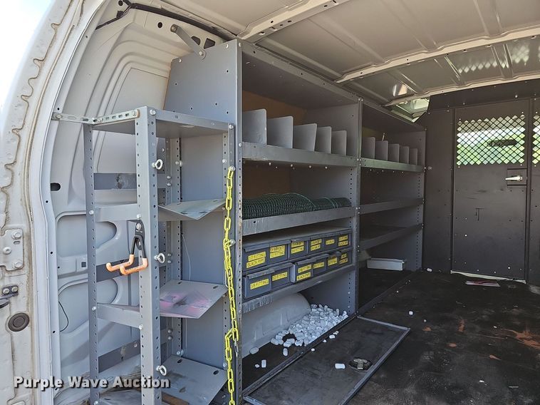 image for item DN8610 2012 Ford E350 Super Duty  van