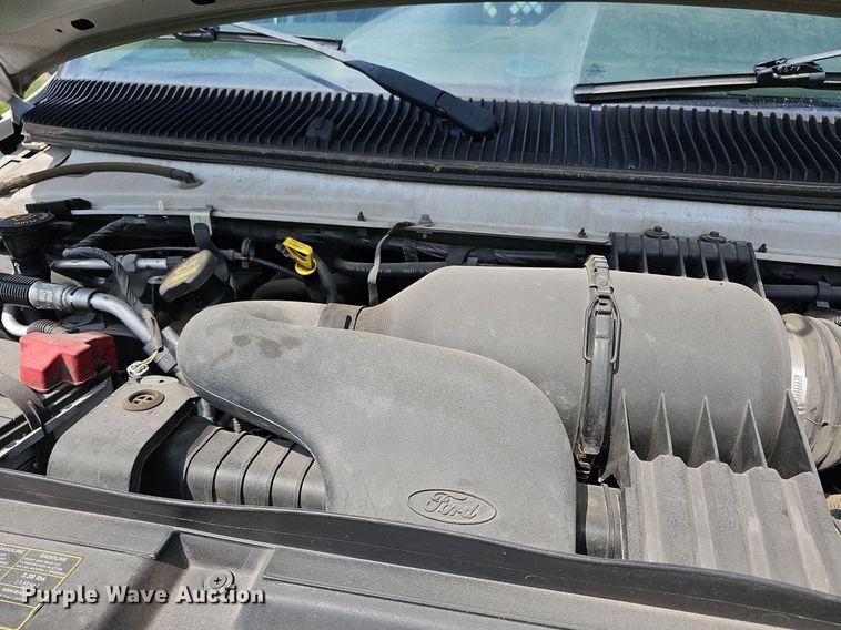 image for item DN8610 2012 Ford E350 Super Duty  van