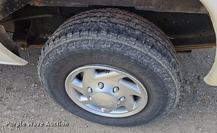 image for item DN8610 2012 Ford E350 Super Duty  van