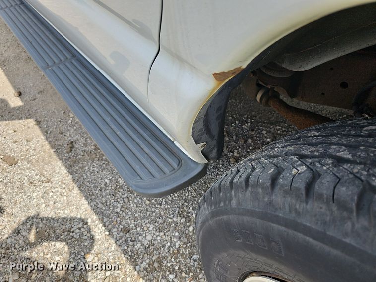 image for item DN8612 2007 Ford E350 Super Duty XL  van