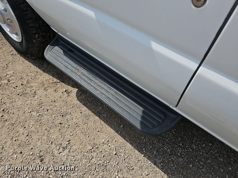 image for item DN8612 2007 Ford E350 Super Duty XL  van