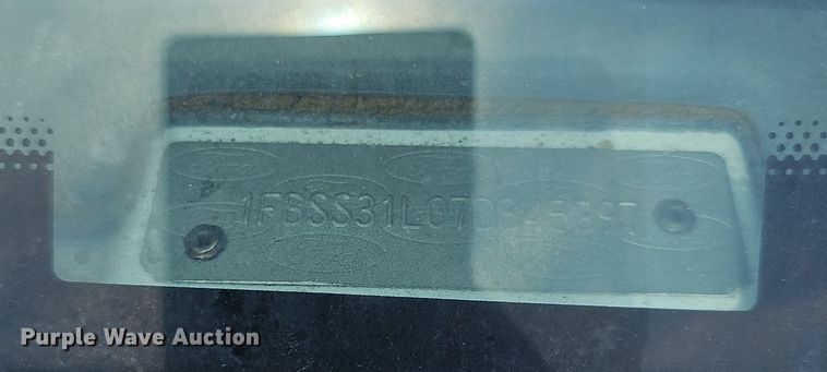 image for item DN8612 2007 Ford E350 Super Duty XL  van