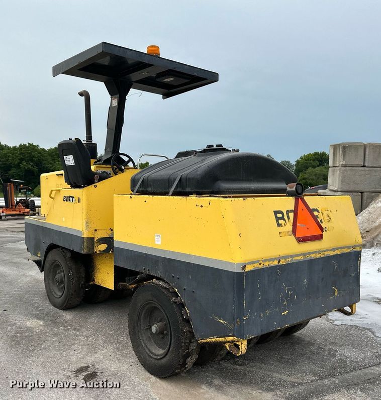 image for item DO5111 Bomag BW11RH  pneumatic roller