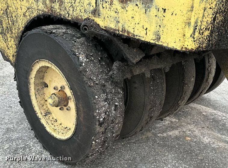 image for item DO5112 Bomag BW11RH  pneumatic roller