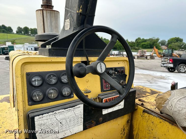 image for item DO5112 Bomag BW11RH  pneumatic roller