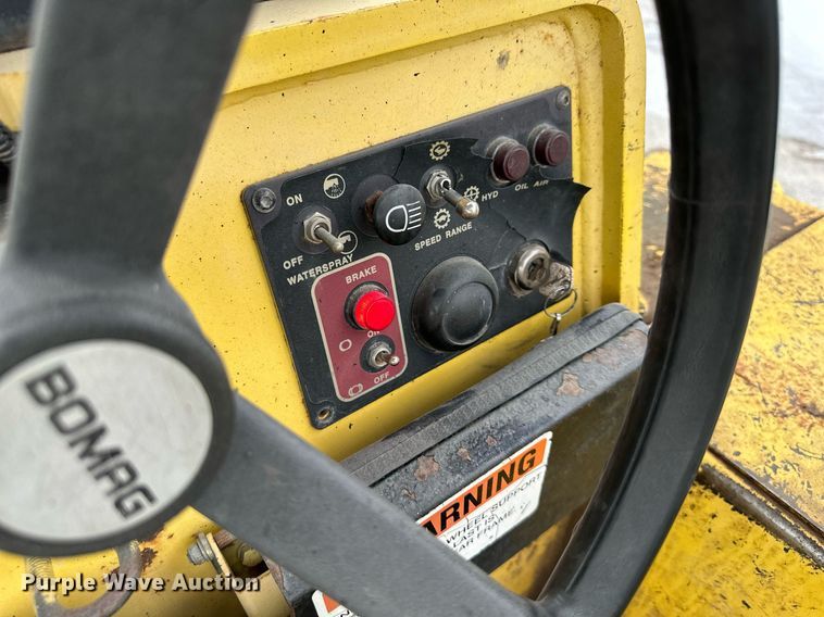 image for item DO5112 Bomag BW11RH  pneumatic roller