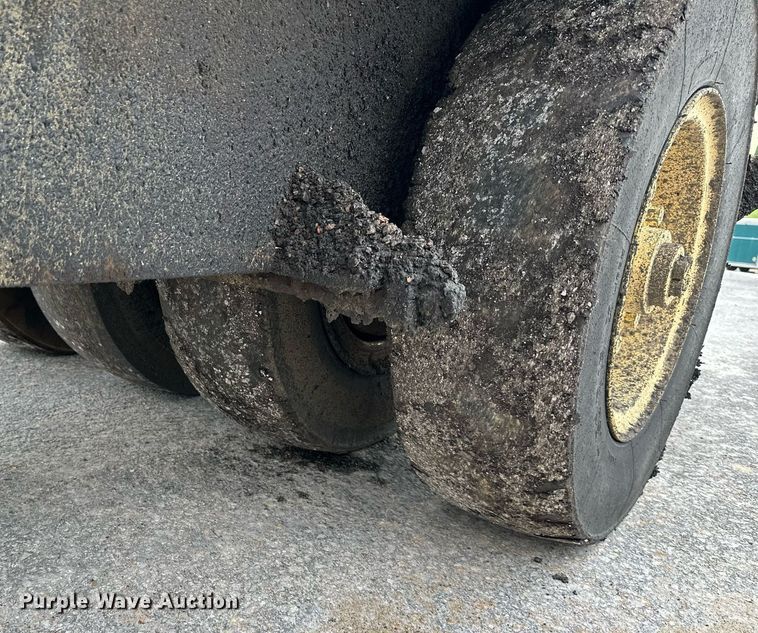 image for item DO5112 Bomag BW11RH  pneumatic roller