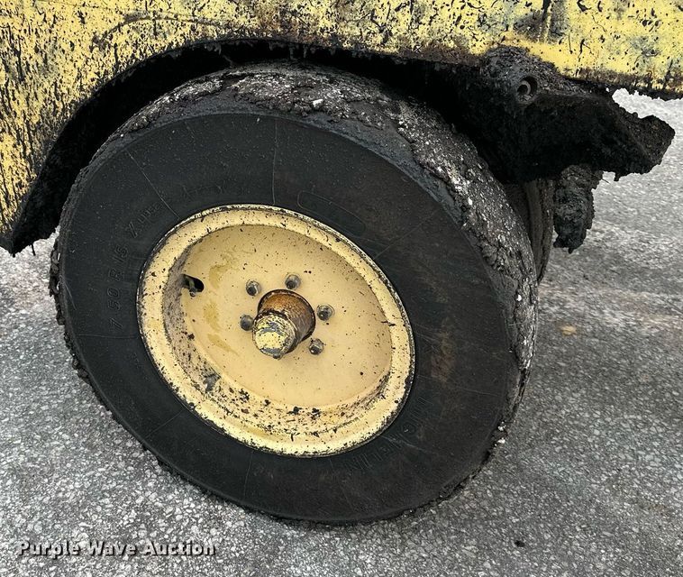 image for item DO5112 Bomag BW11RH  pneumatic roller