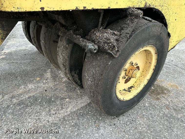 image for item DO5112 Bomag BW11RH  pneumatic roller