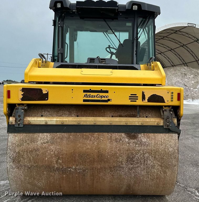 image for item DO5113 Dynapac CC5200  double drum vibratory roller