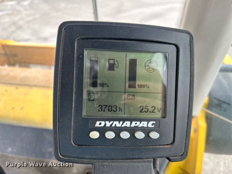 image for item DO5113 Dynapac CC5200  double drum vibratory roller