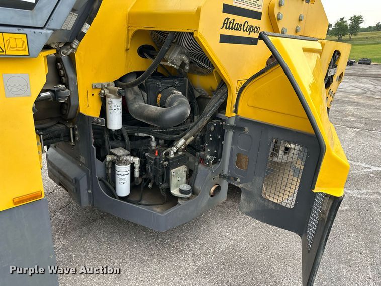 image for item DO5113 Dynapac CC5200  double drum vibratory roller