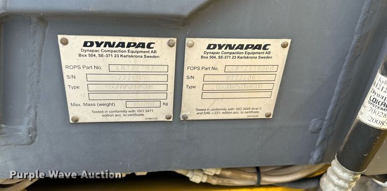 image for item DO5113 Dynapac CC5200  double drum vibratory roller