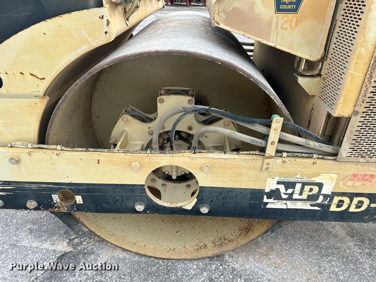 image for item DO5114 2003 Ingersoll Rand DD-90  double drum vibratory roller