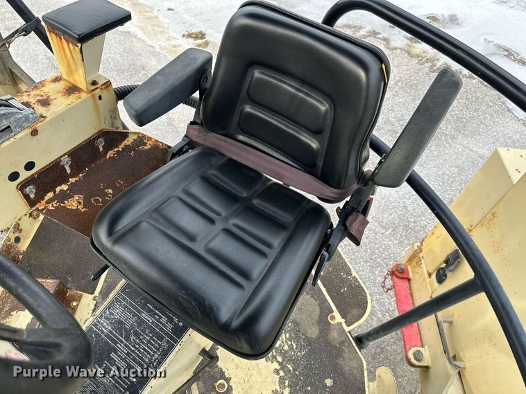 image for item DO5114 2003 Ingersoll Rand DD-90  double drum vibratory roller