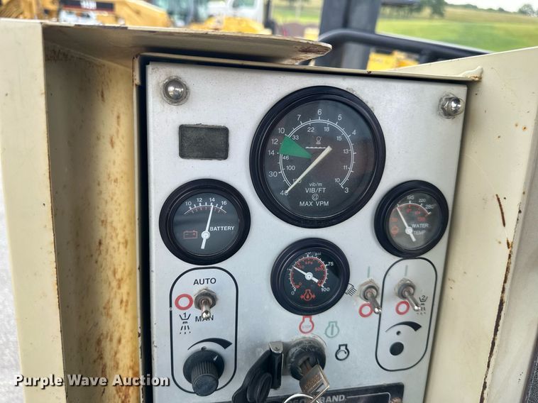 image for item DO5114 2003 Ingersoll Rand DD-90  double drum vibratory roller