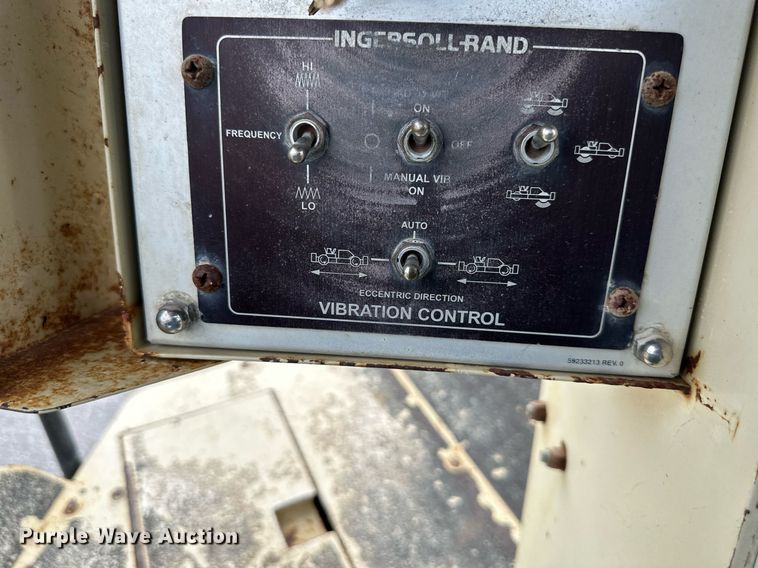 image for item DO5114 2003 Ingersoll Rand DD-90  double drum vibratory roller