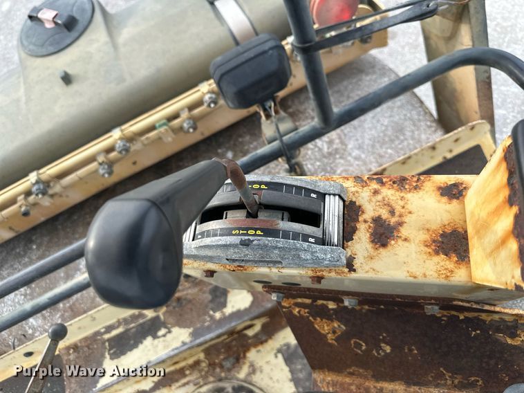 image for item DO5114 2003 Ingersoll Rand DD-90  double drum vibratory roller