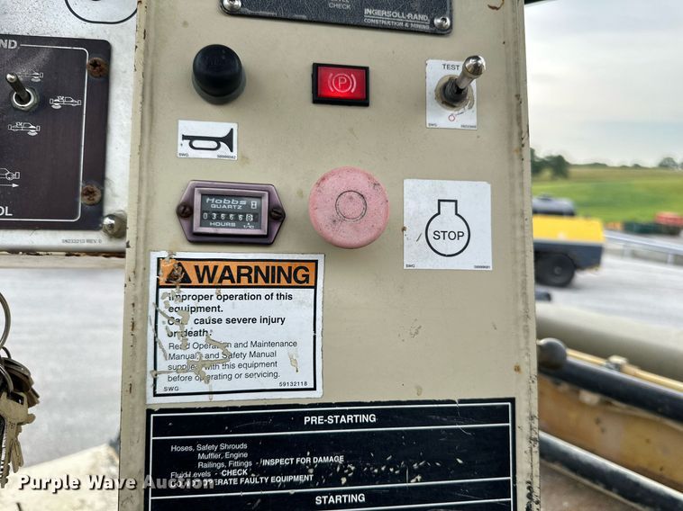 image for item DO5114 2003 Ingersoll Rand DD-90  double drum vibratory roller