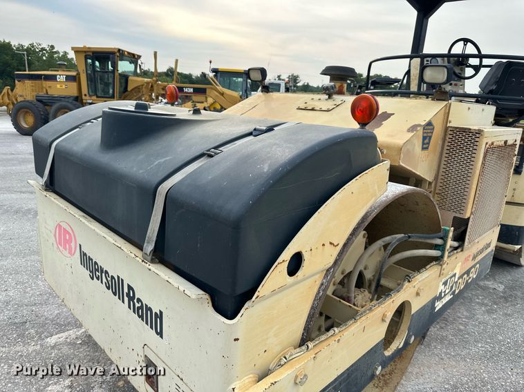 image for item DO5114 2003 Ingersoll Rand DD-90  double drum vibratory roller