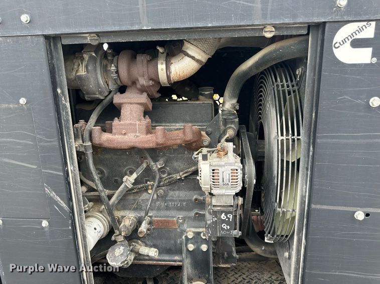 image for item DO5115 2015 Ford F550 Super Duty  flatbed truck with side boom mower