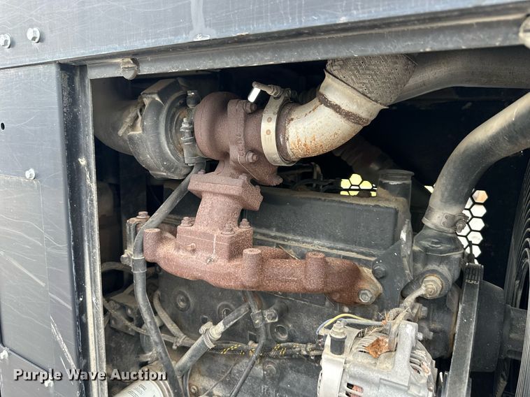 image for item DO5115 2015 Ford F550 Super Duty  flatbed truck with side boom mower