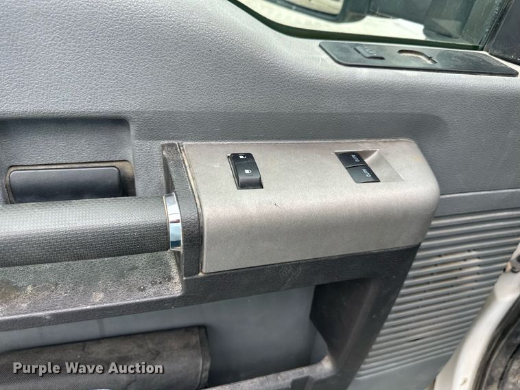 image for item DO5115 2015 Ford F550 Super Duty  flatbed truck with side boom mower