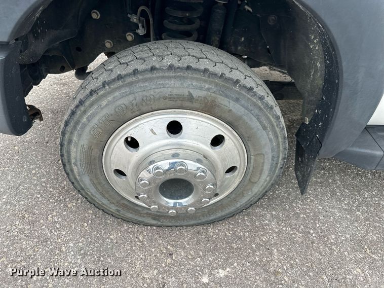 image for item DO5115 2015 Ford F550 Super Duty  flatbed truck with side boom mower