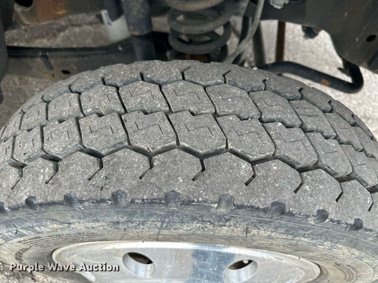 image for item DO5115 2015 Ford F550 Super Duty  flatbed truck with side boom mower