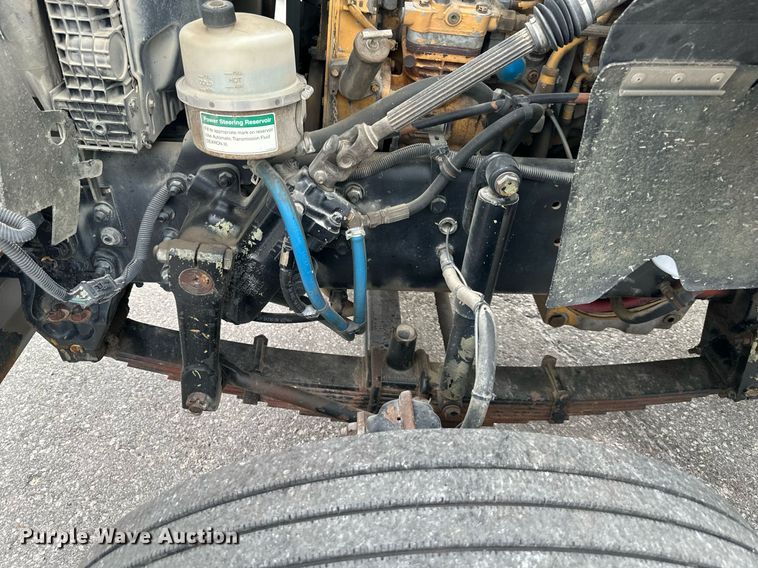 image for item DO5116 2006 Sterling L-Line  semi truck