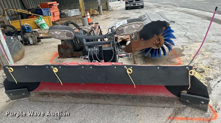 image for item DO5120 9'W snow plow