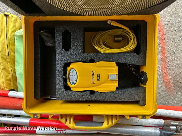 image for item DO5124 Surveying equipment