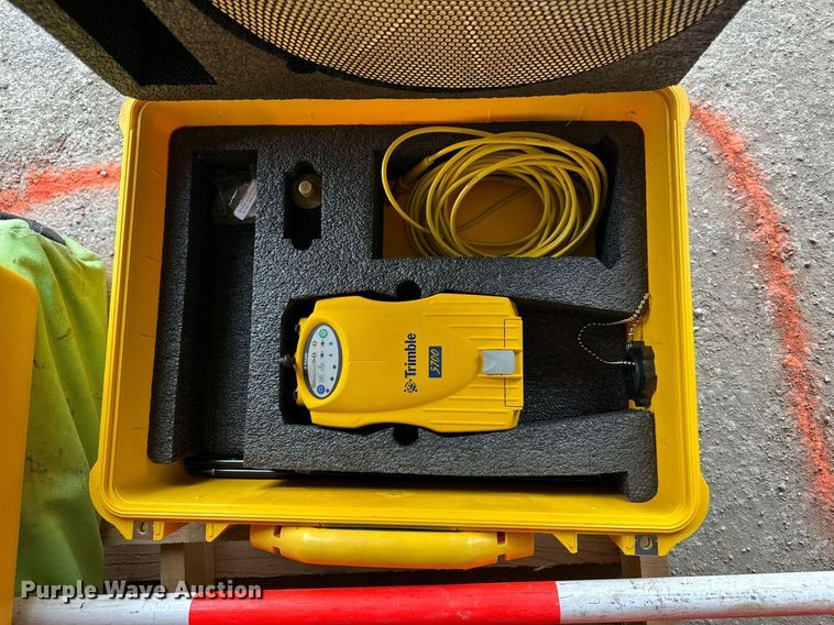image for item DO5124 Surveying equipment