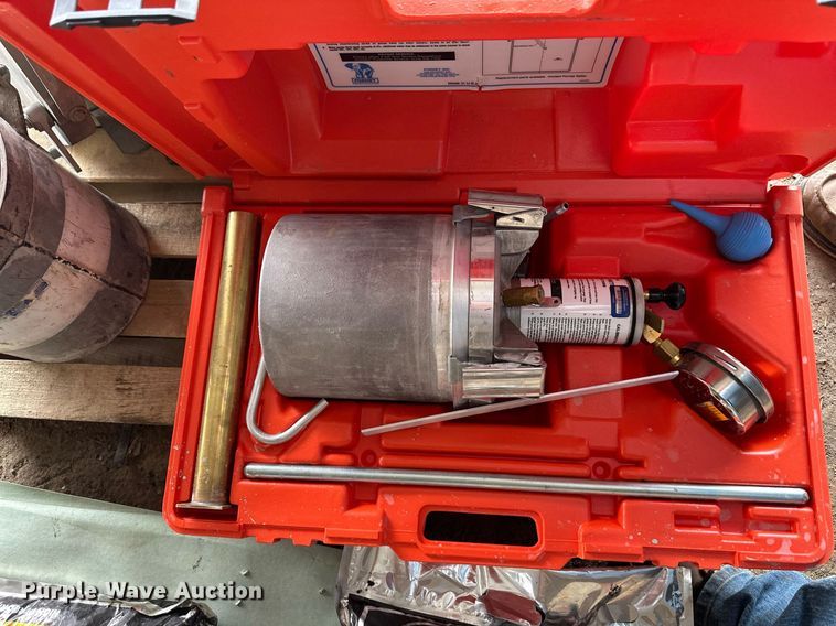 image for item DO5124 Surveying equipment