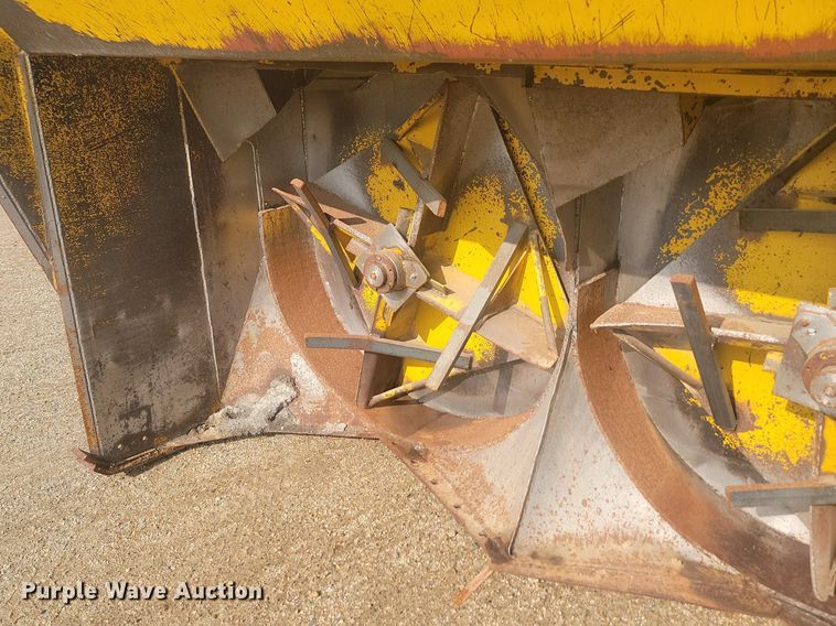 image for item DQ7467 Fair Manufacturing  snow blower