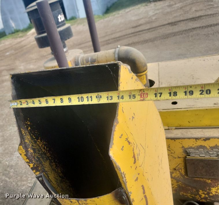 image for item DQ7467 Fair Manufacturing  snow blower