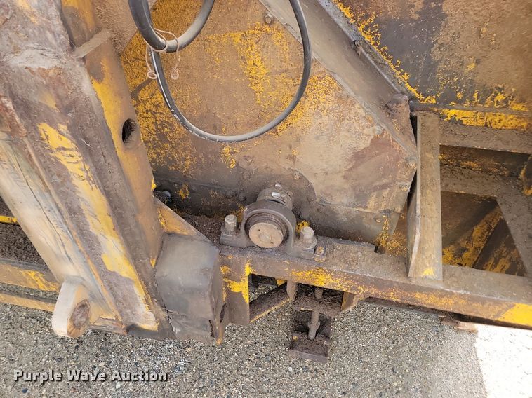 image for item DQ7467 Fair Manufacturing  snow blower