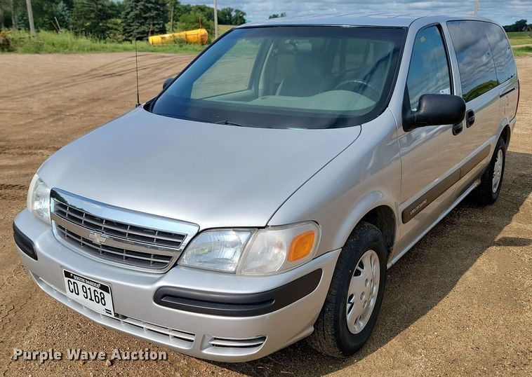 image for item DQ7469 2002 Chevrolet Venture  van