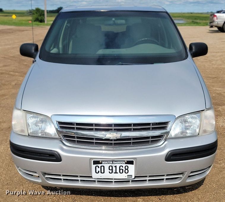 image for item DQ7469 2002 Chevrolet Venture  van