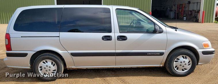 image for item DQ7469 2002 Chevrolet Venture  van