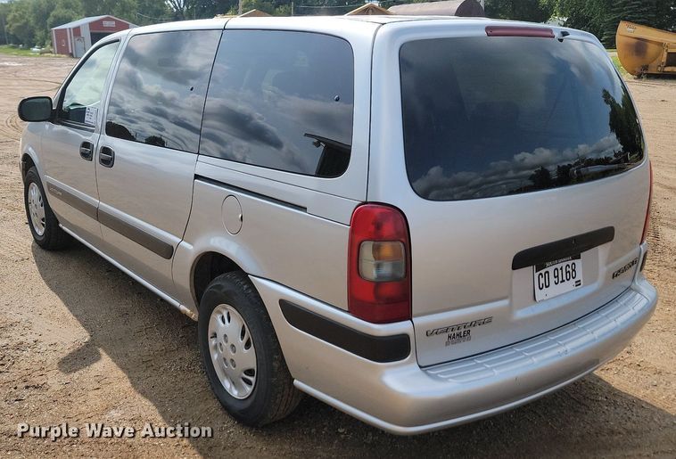 image for item DQ7469 2002 Chevrolet Venture  van