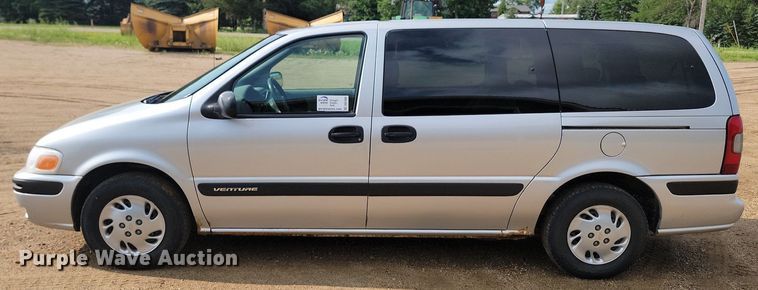 image for item DQ7469 2002 Chevrolet Venture  van